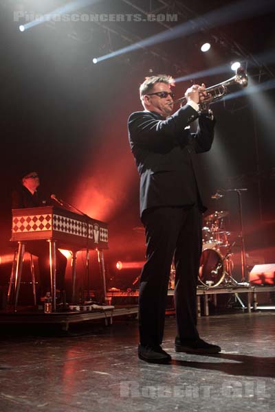 MADNESS - 2013-03-11 - PARIS - Le Trianon - Cathal Joseph Patrick Smyth - Michael Barson